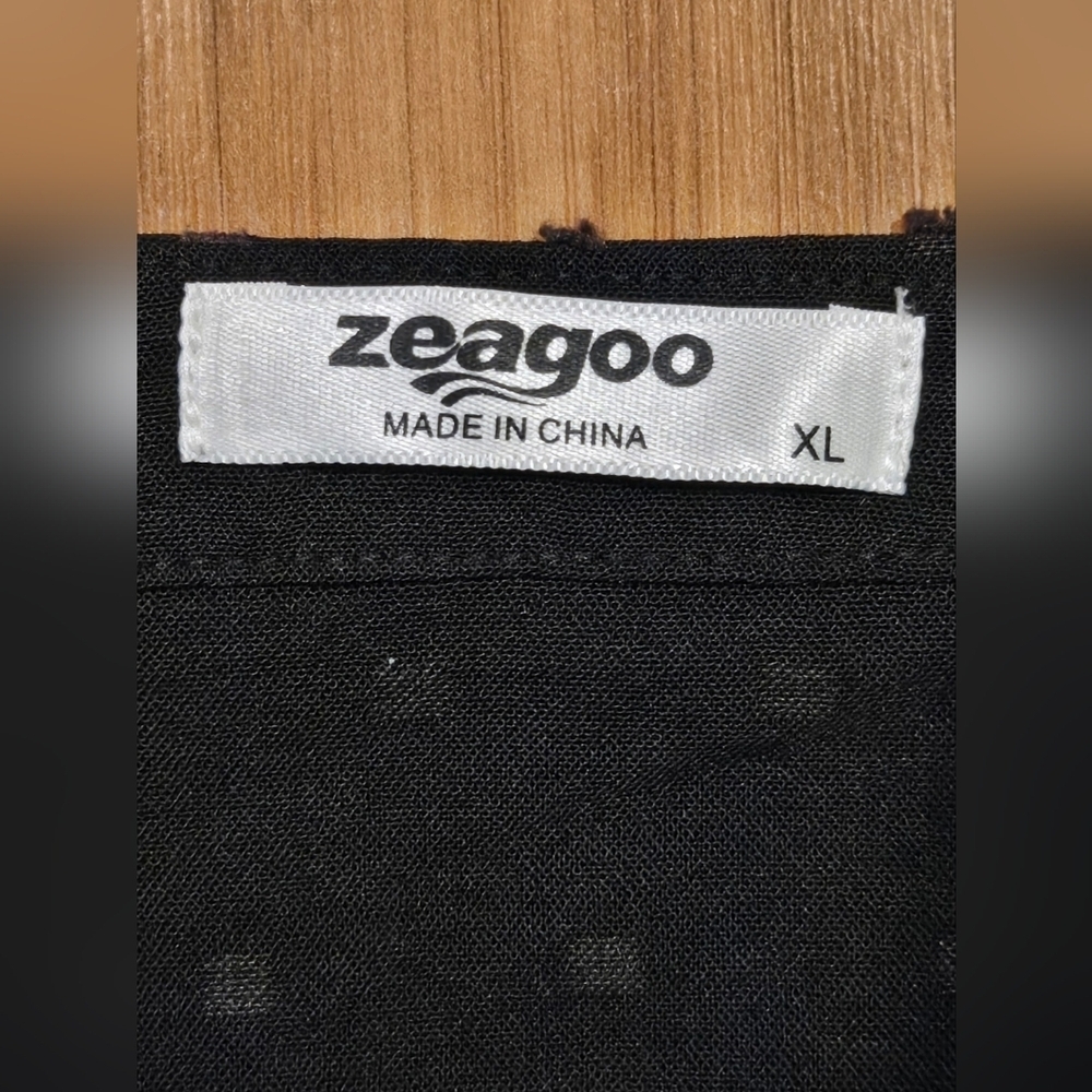 Zeagoo Black Button-Front Top - Picture 4 of 7